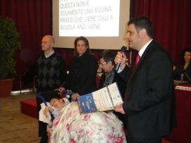 Il progetto di istruzione domiciliare di Silvia, giovane con grave disabilità di Iglesias, ha ottenuto un riconoscimento speciale, nell'ambito delle «Chiavi di Scuola 2011»