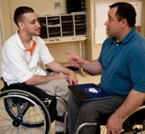 Consulenza alla pari tra due persone con disabilità