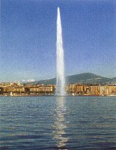 Il lago di Ginevra e il getto d'acqua divenuto uno dei simboli della città