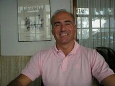 Raffaele Goretti è presidente della FAIP (Federazione Associazione Italiane Tetra-Paraplegici) e della FISH Umbria (Federazione Italiana per il Superamento dell'Handicap)