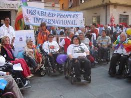 Persone con disabilità a una precedente edizione della Marcia per la Pace