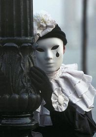 Maschera del Carnevale di Venezia (©1998, Andrea Trtevisan, per gentile concessione)