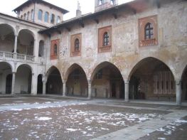 Novara, Palazzo del Broletto