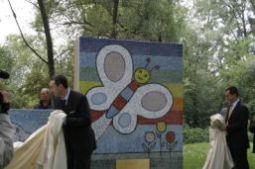 Un'immagine dell'inaugurazione del Mosaico della Pace a Pordenone