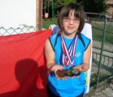 Sara Zanca, che parteciperà alla manifestazione sammarinese, ha conquistato numerose medaglie, nel 2010, ai Mondiali di Nuoto per atleti con sindrome di Down a Taiwan